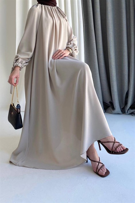 Yakası Bağlamalı Krep Elbise Taş